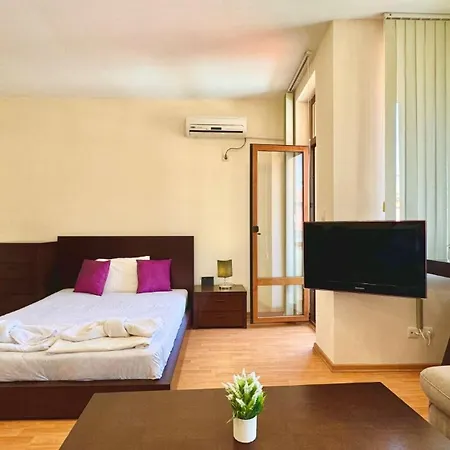 Apartment Bratanov Garden Of Eden *